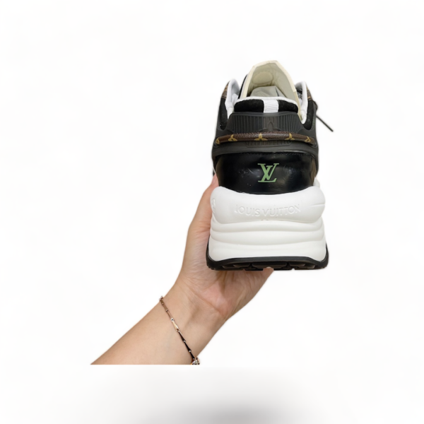 Louis Vuitton runing