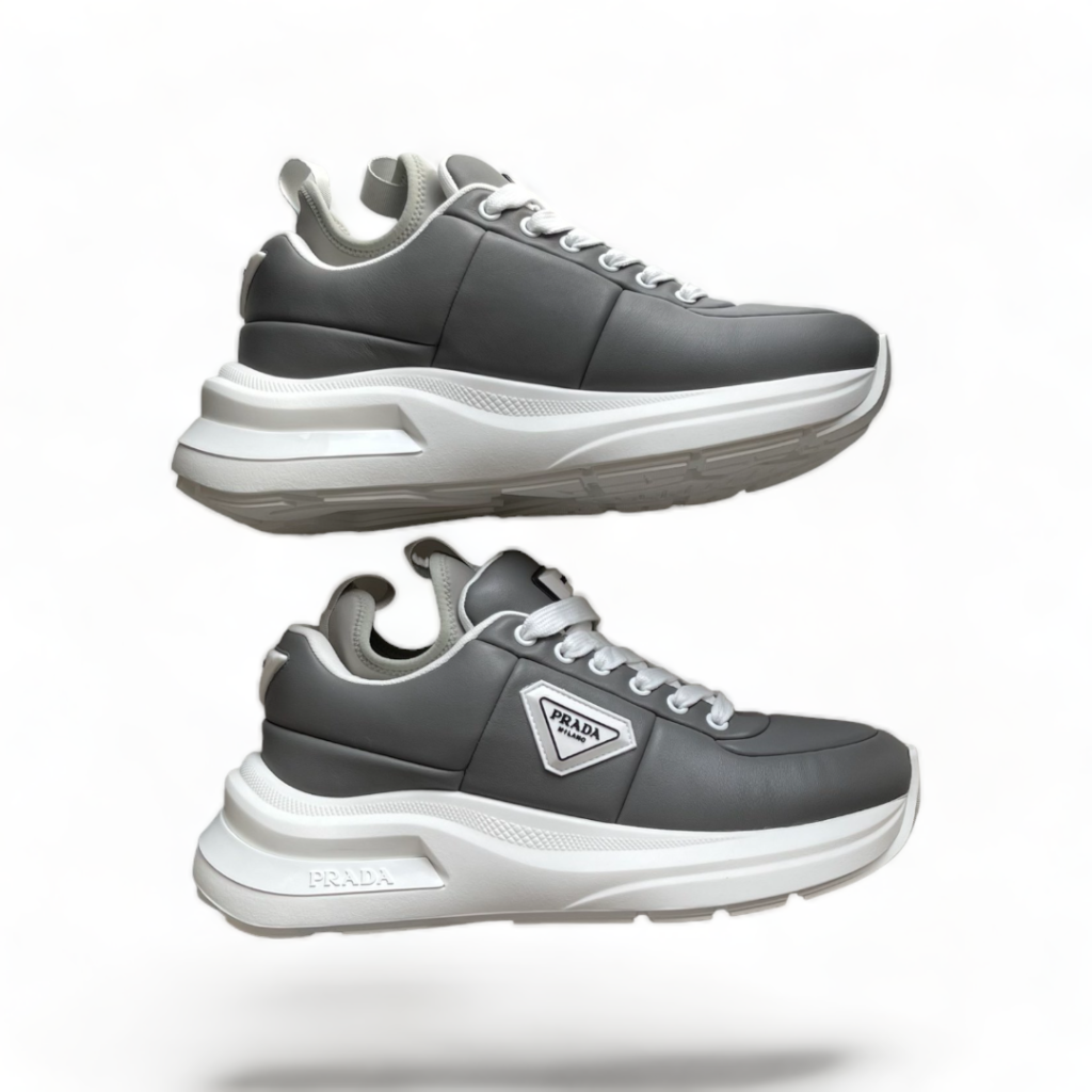 Prada Prax 12 Macro dark gray