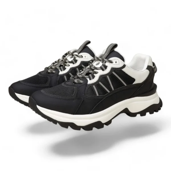 BURBERRY chunky runner black&white
