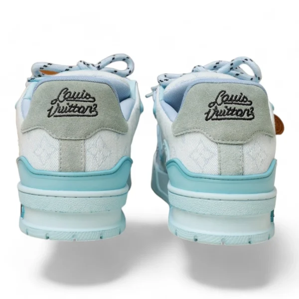 LOUIS VUITTON trainer light blue&white