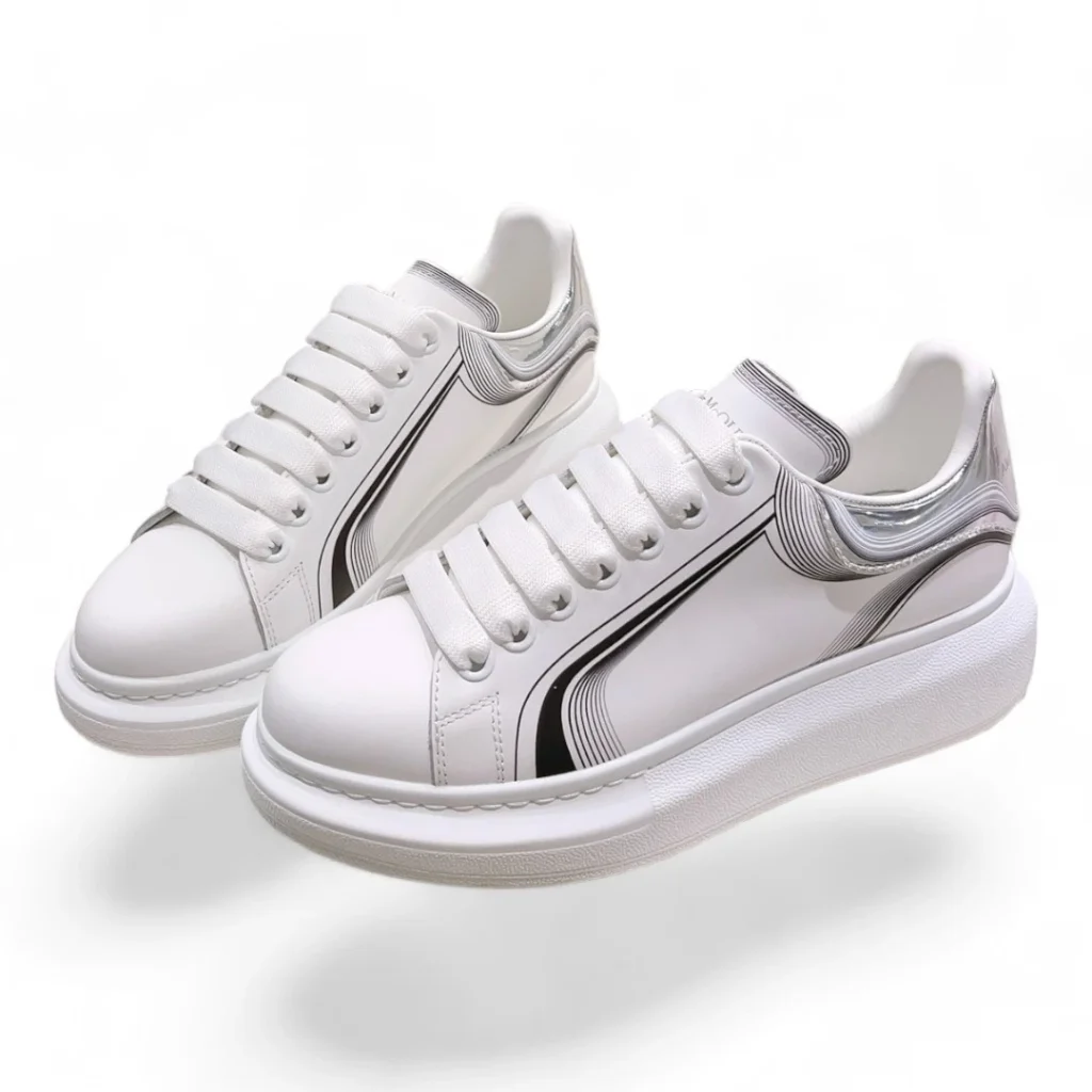 ALEXANDER MCQUEEN oversized lines white&black