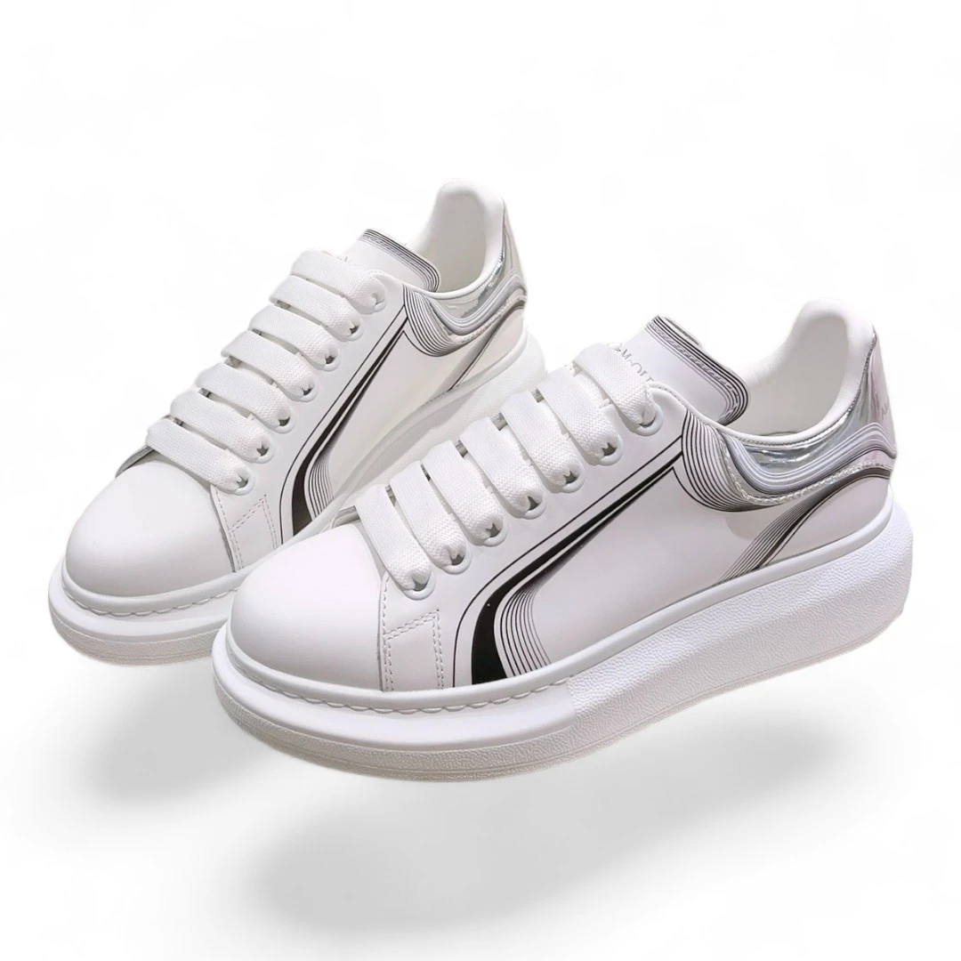 ALEXANDER MCQUEEN oversized lines white&black