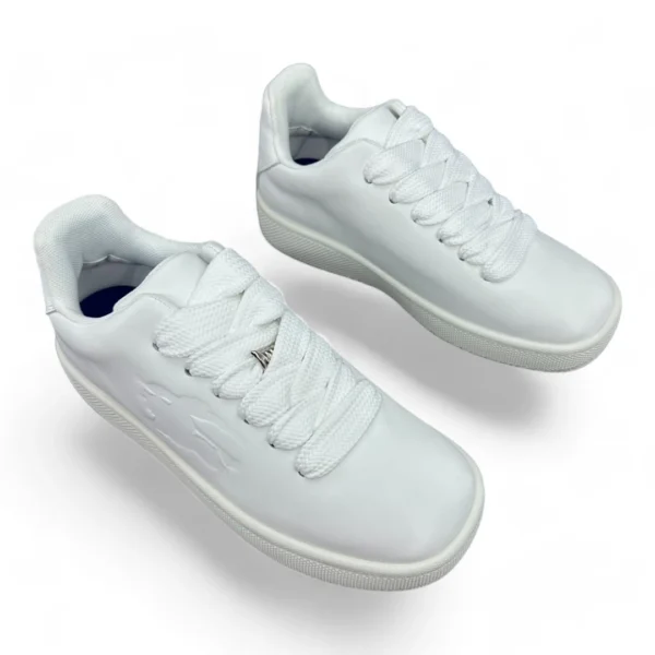 BURBERRY westford white
