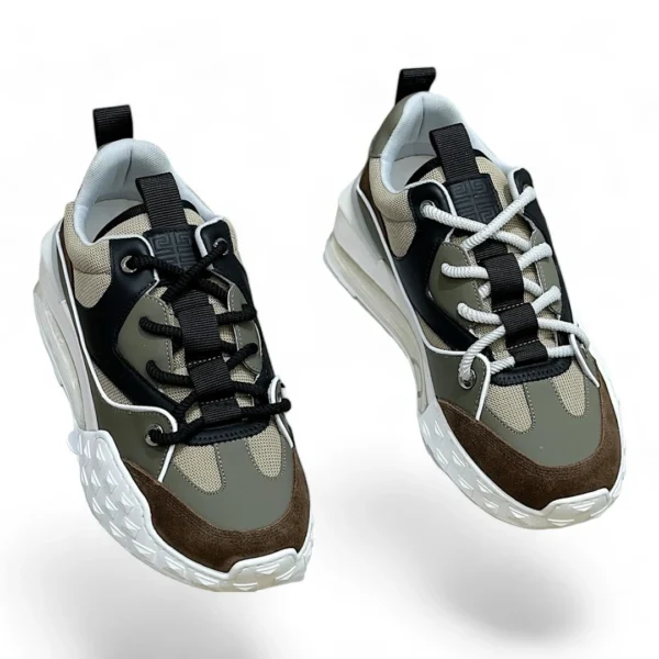GIVENCHY giv runner khaki and black