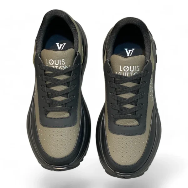 LOUIS VUITTON runner tatic green&black