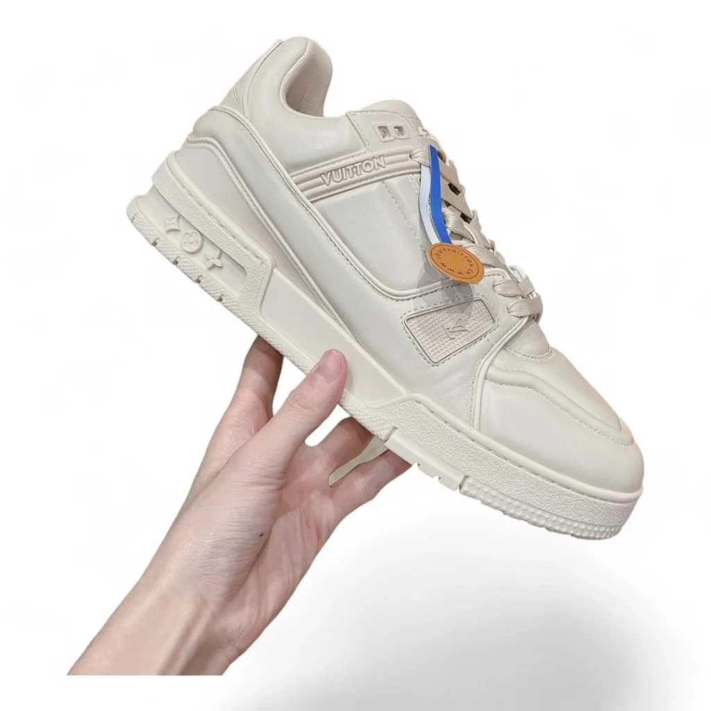LOUIS VUITTON trainer sneakers cream