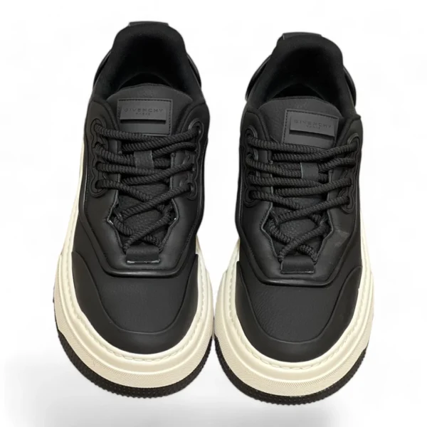 GIVENCHY city sport black