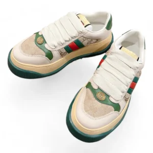 GUCCI gg supreme sneaker beige&white