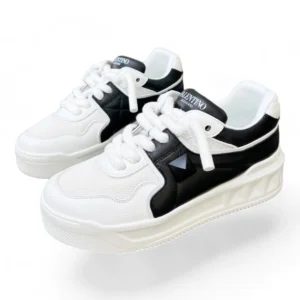 VALENTINO garavani sneaker b&w