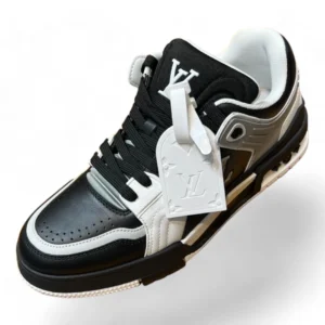 LOUIS VUITTON trainer black and white