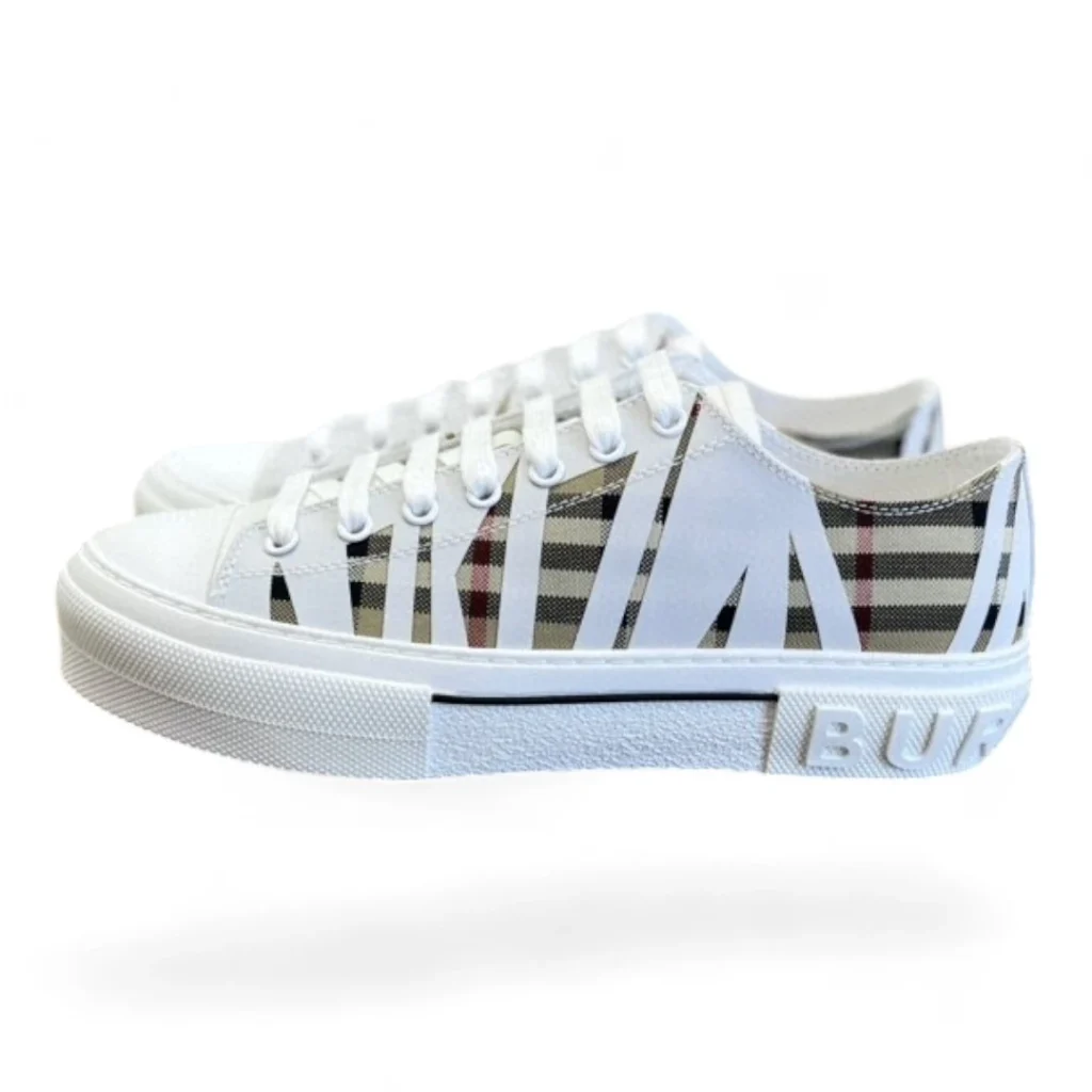 BURBERRY freddie vintage check and white