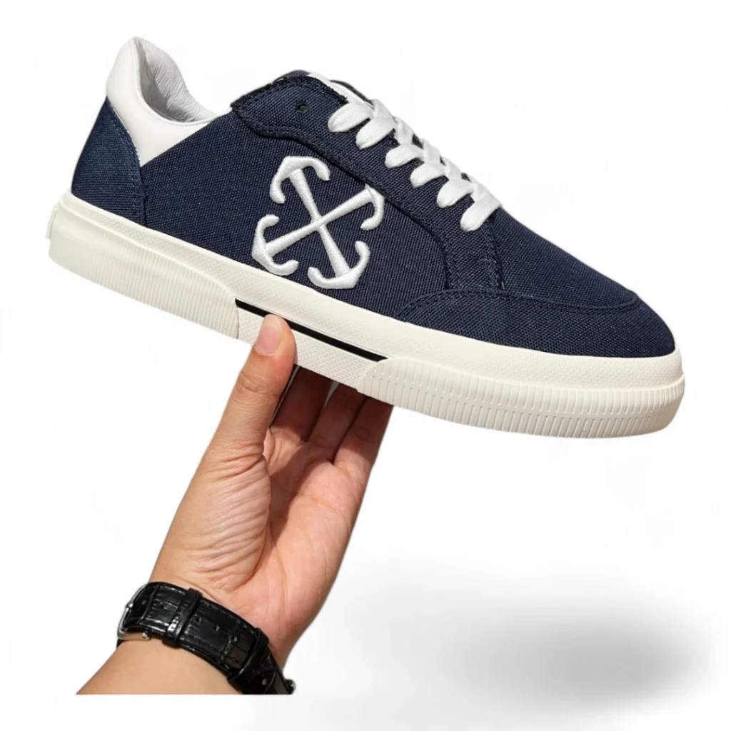 OFF-WHITE out of office navy and white