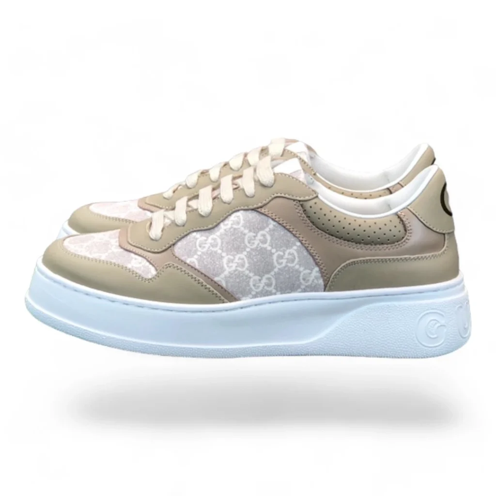 GUCCI tennis 1977 beige and white