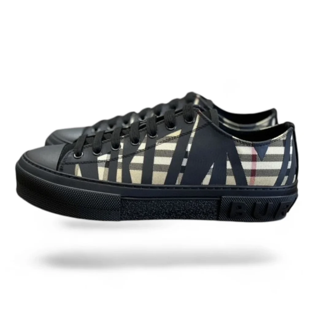 BURBERRY freddie vintage check and black