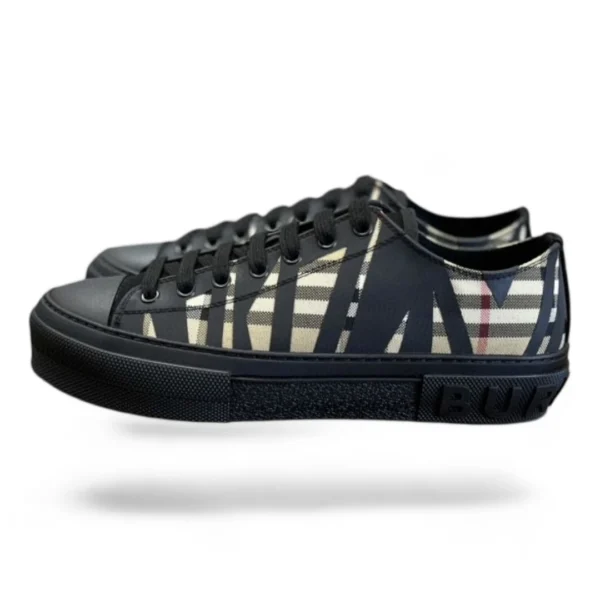 BURBERRY freddie vintage check and black