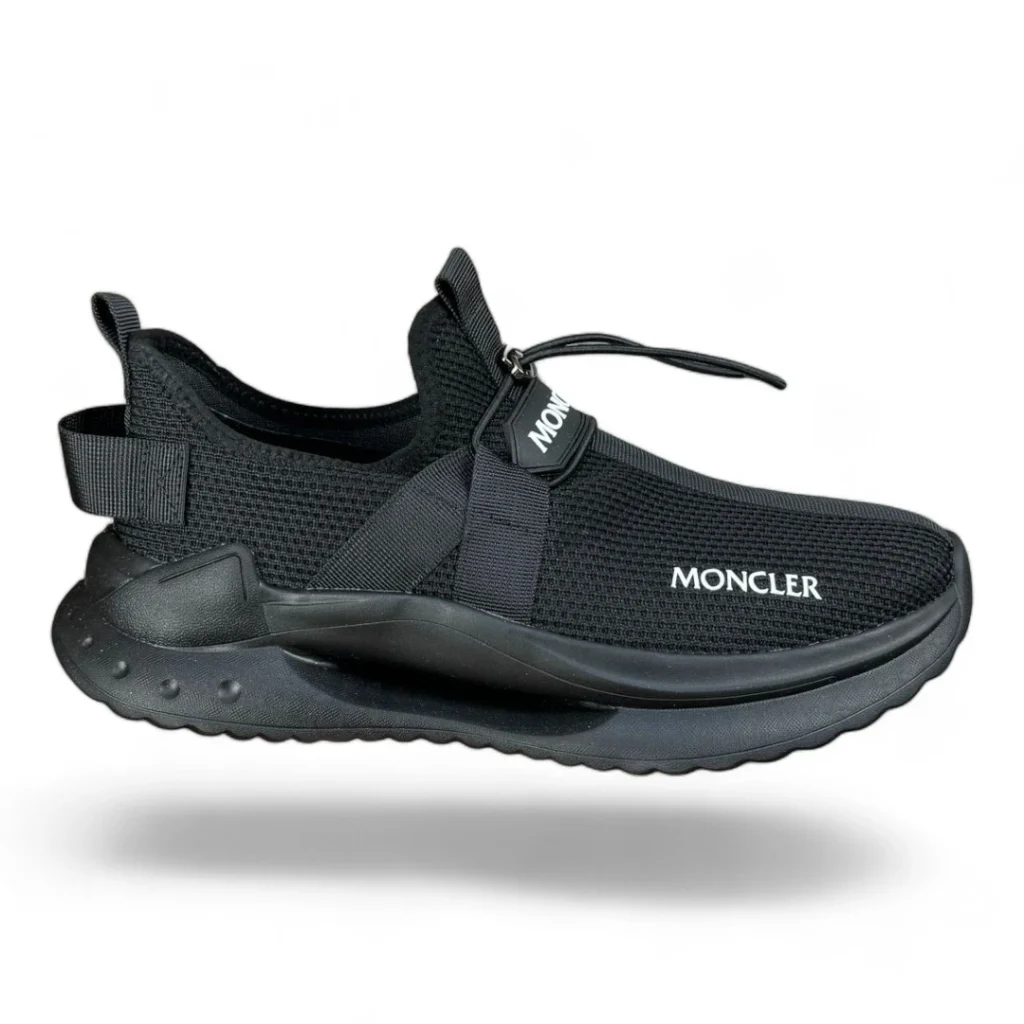MONCLER bubble 7 sneaker black
