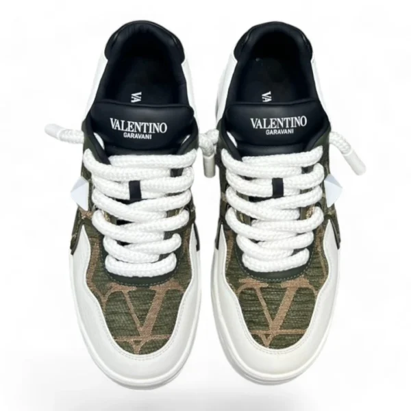 VALENTINO garavani open skate green and white