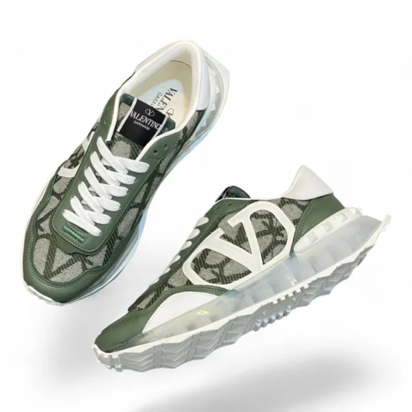 VALENTINO garavani vl7n green and white