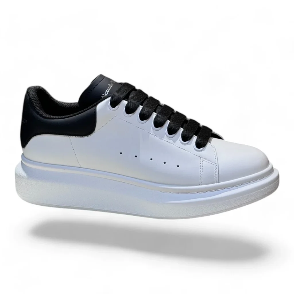 ALEXANDER MCQUEEN oversized sneaker white and black