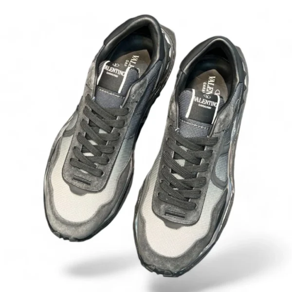 VALENTINO garavani rockrunner plus black and grey