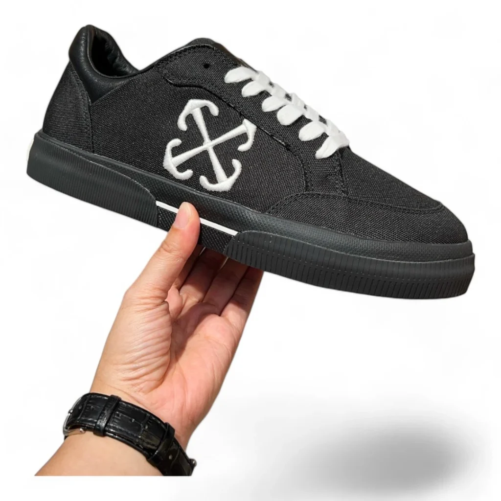 OFF-WHITE out of office black and white