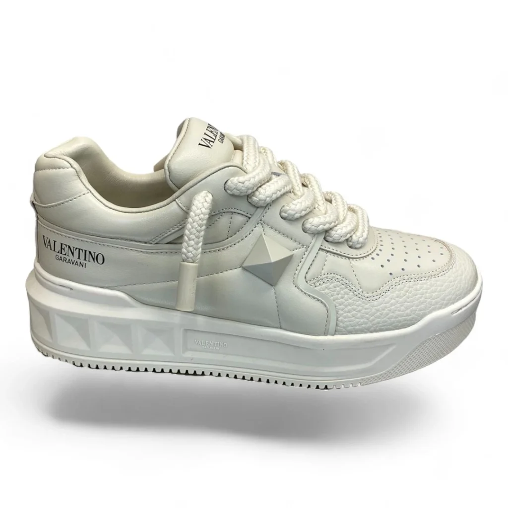 VALENTINO garavani open skate ivory