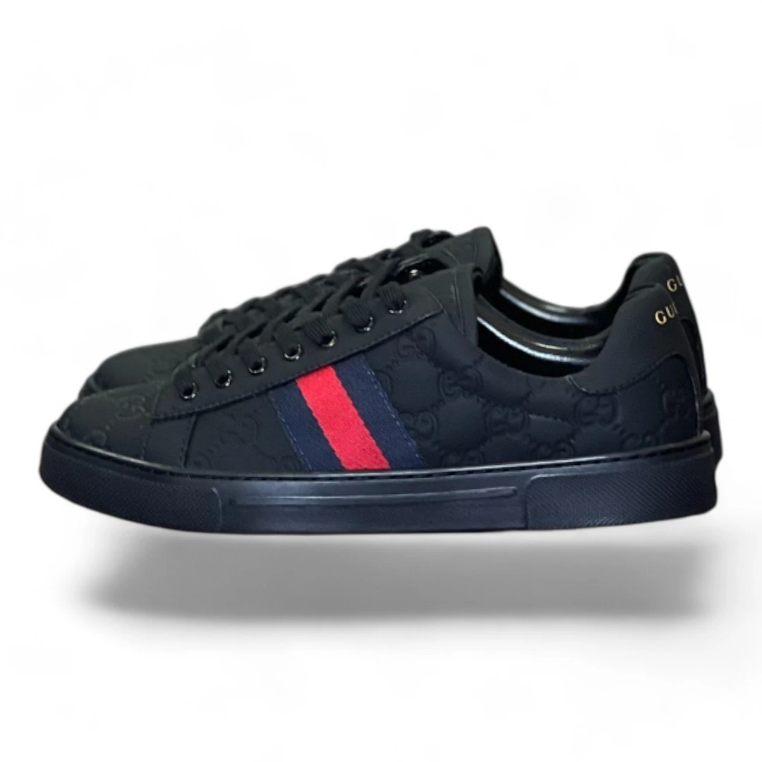 GUCCI tennis 1977 black and red