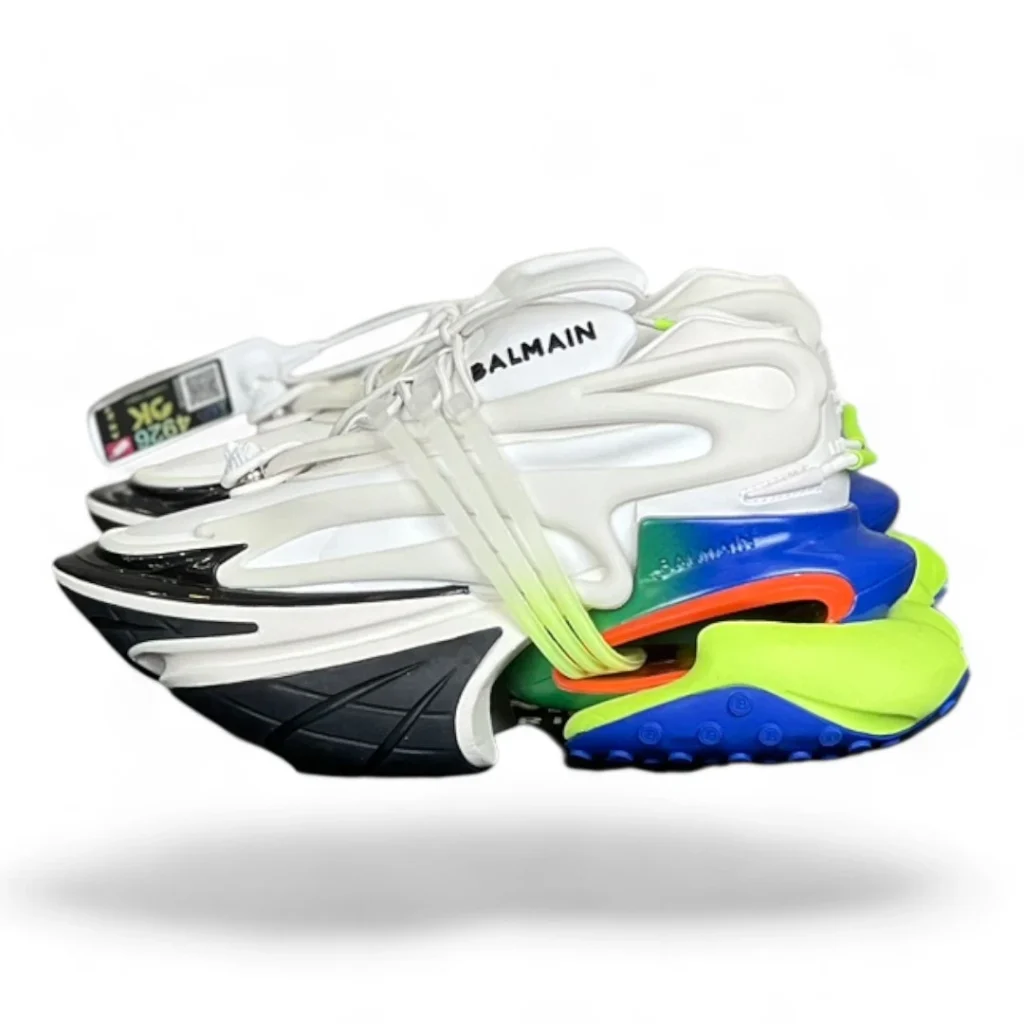 BALMAIN unicorn white and multicolor