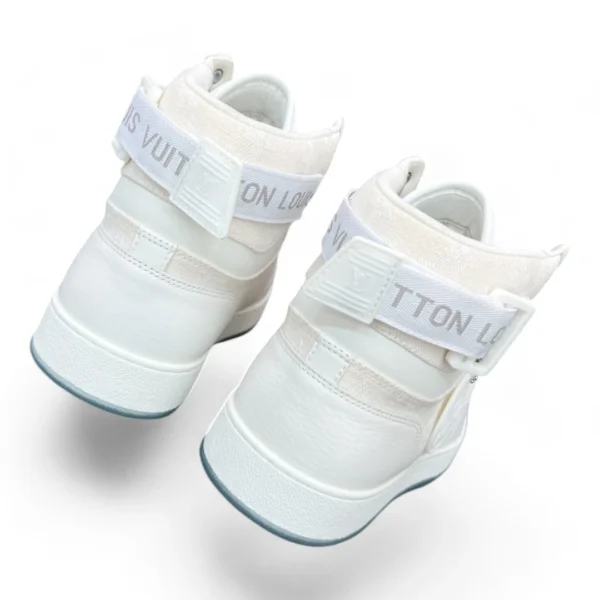 LOUIS VUITTON rivals sneaker boot white