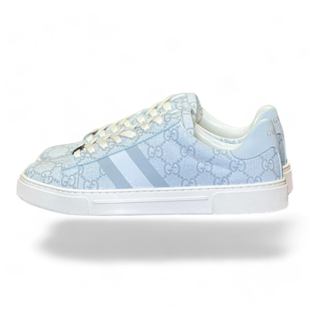 GUCCI tennis 1977 light blue and white