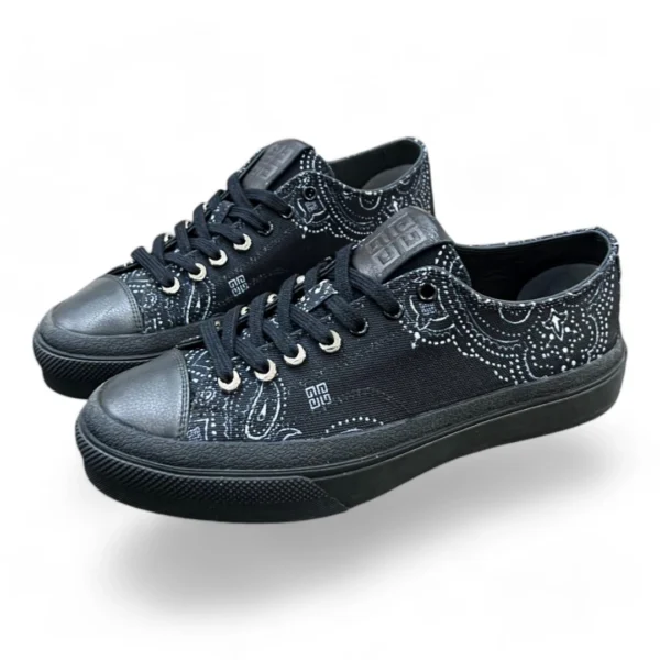 GIVENCHY city court black paisley