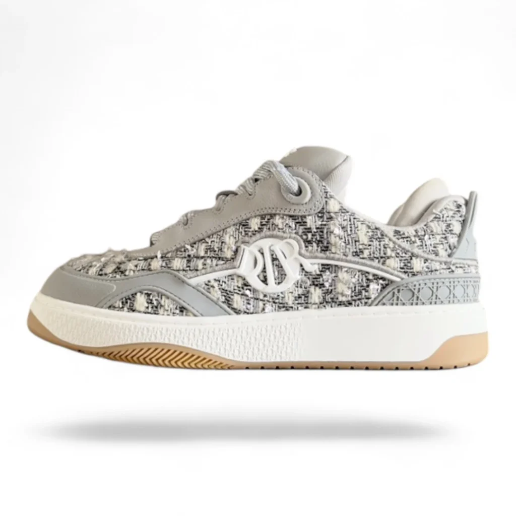DIOR id grey and white