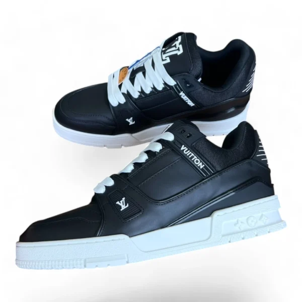 LOUIS VUITTON lv trainer sneaker black and white