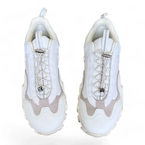 LOUIS VUITTON hike sneaker white and beige