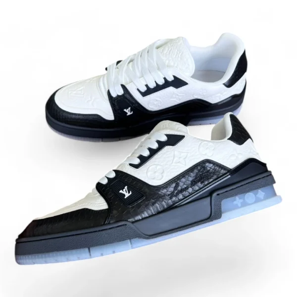 LOUIS VUITTON lv trainer sneaker black and white