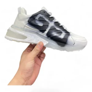 GIVENCHY spectre low-top white and black