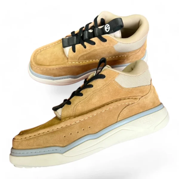 VALENTINO garavani one stud low-top beige and white