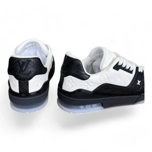 LOUIS VUITTON lv trainer sneaker black and white