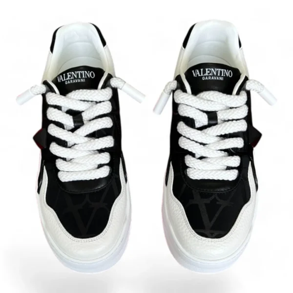 VALENTINO garavani one stud sneaker black and white