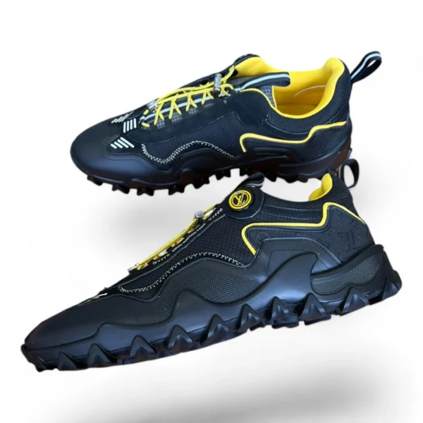 LOUIS VUITTON hike sneaker black and yellow