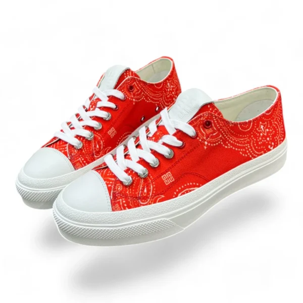GIVENCHY city court red paisley