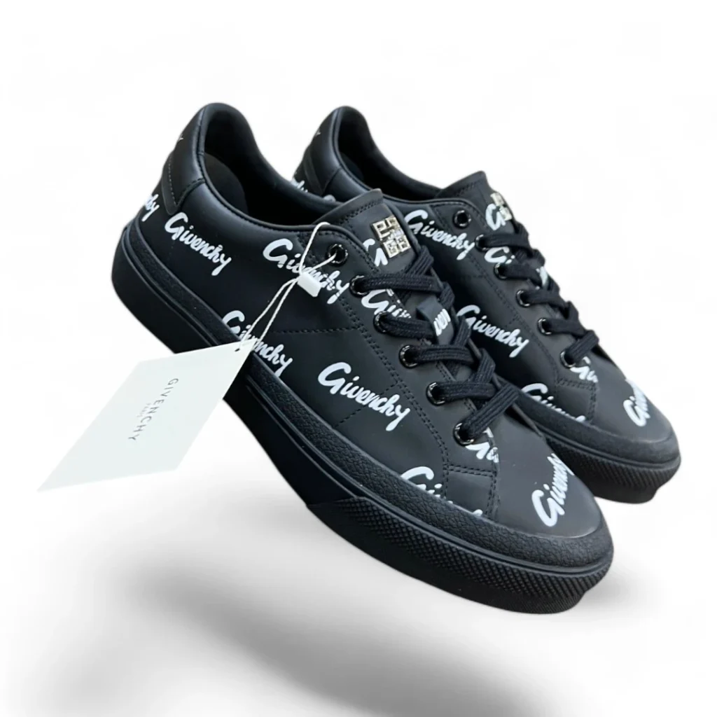 GIVENCHY city court black and white