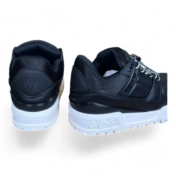 LOUIS VUITTON lv skate sneaker black and white