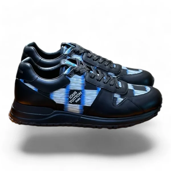 LOUIS VUITTON runaway pulse black and blue
