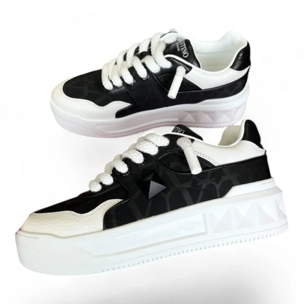 VALENTINO garavani one stud sneaker black and white