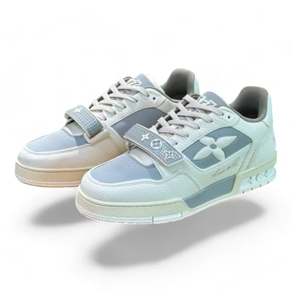 LOUIS VUITTON trainer white and grey