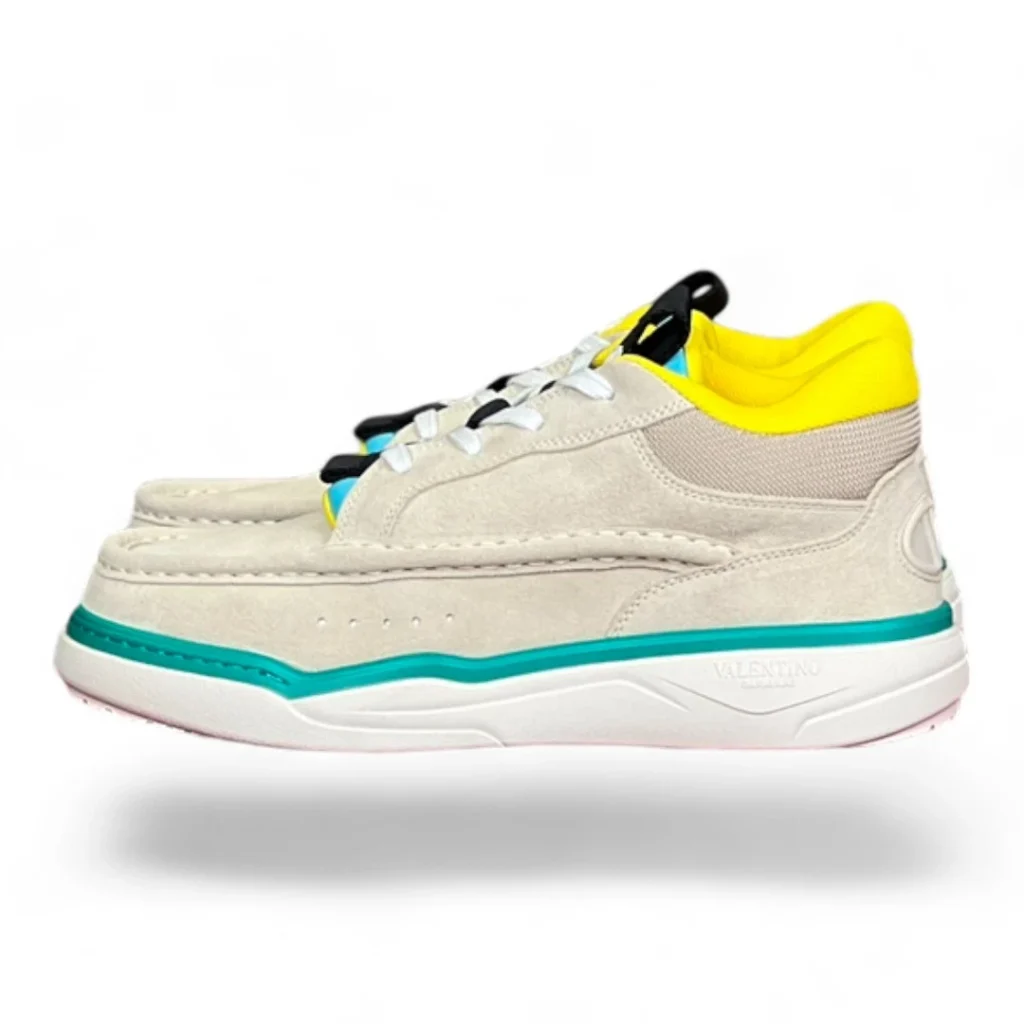 VALENTINO garavani one stud low-top beige and yellow