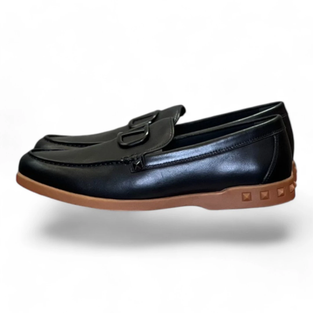 VALENTINO garavani VLogo Signature leather loafer black