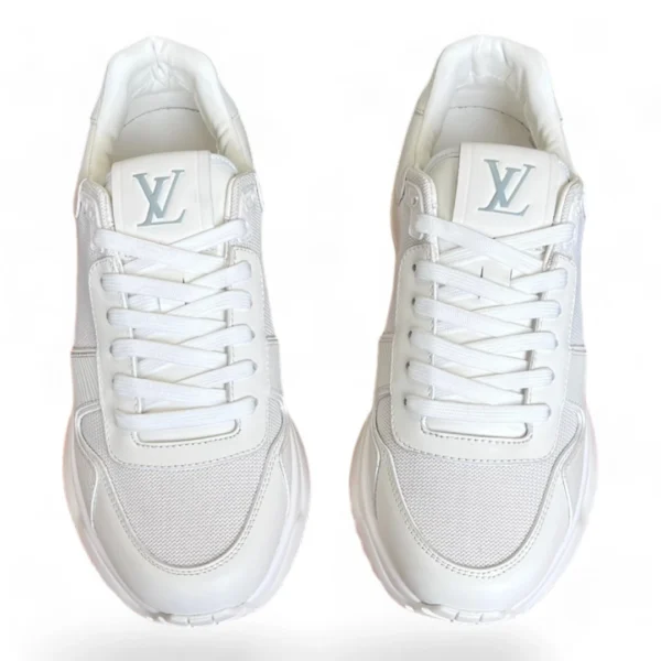 LOUIS VUITTON runaway pulse 7 white