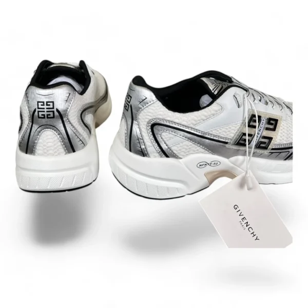 GIVENCHY giv 1 runner white and silver